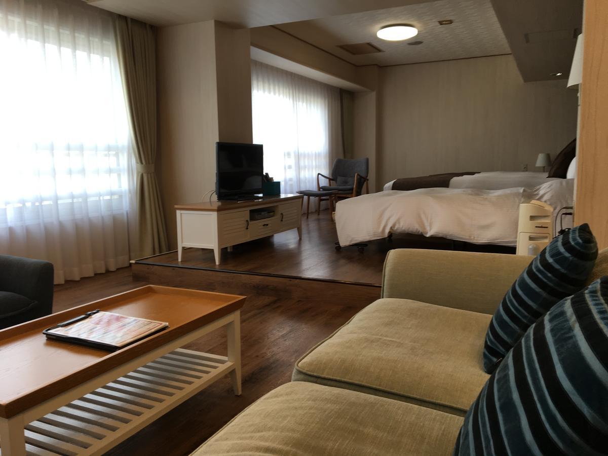 Caro Foresta Miurakaigan Arena Hotel Kültér fotó